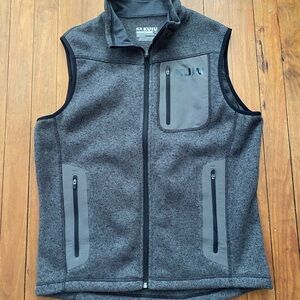 KUIU Men's Base Camp Vest Medium Charcoal Gray